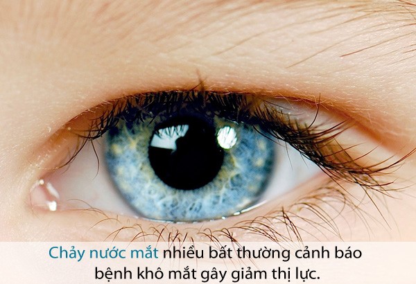 4 dấu hiệu cảnh báo thị lực đang "xuống dốc không phanh"